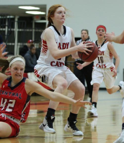 Lady JV Cats Come Out on Top Over Park Hills Central