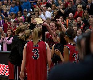 Lady 'Cats Take District Title