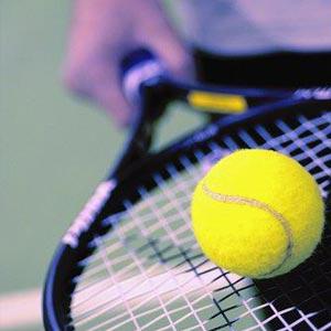 DHS Tennis Advances To Semi-Finals