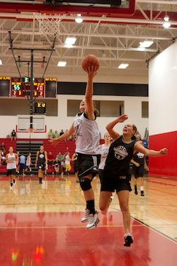 Lady 'Cats Win Rib City Shootout