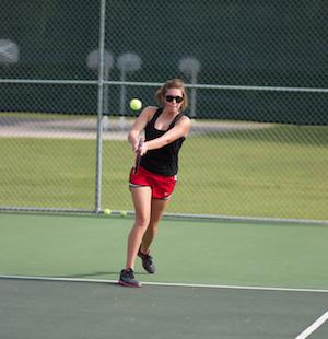 DHS Tennis Opens Season Tonight