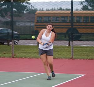 Lady 'Cat Tennis Blasts Through Farmington