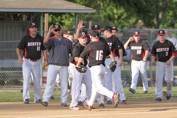 Bearcats Knock Off Sikeston In 5-4 Thriller