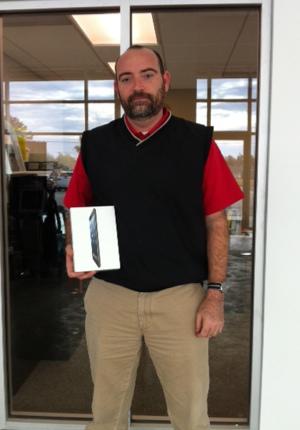 Nea Receives iPad for Winning PigSkin Pick'Em