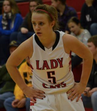 Lady Bearcats beat Knightetts