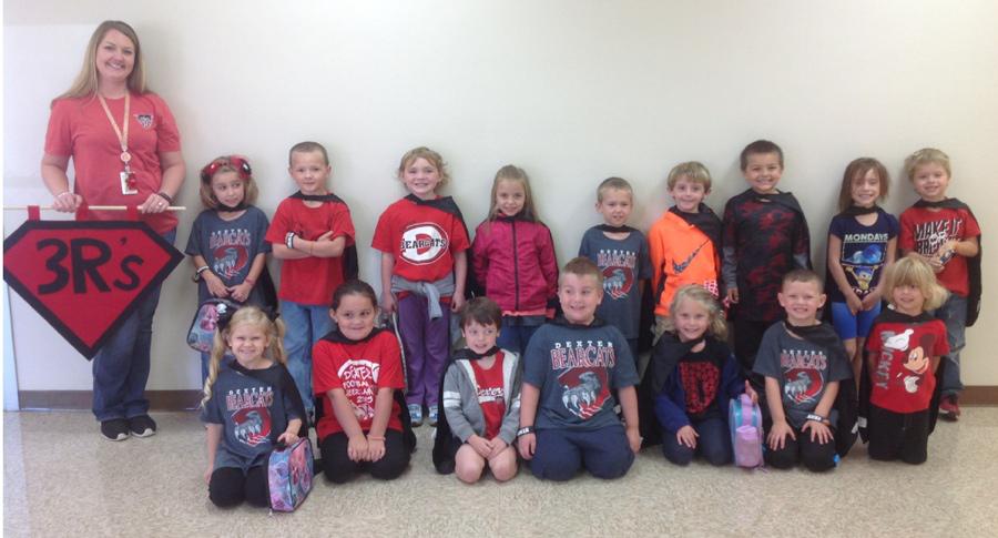 April Berry's Kindergarten Class Earn 3R's Flag