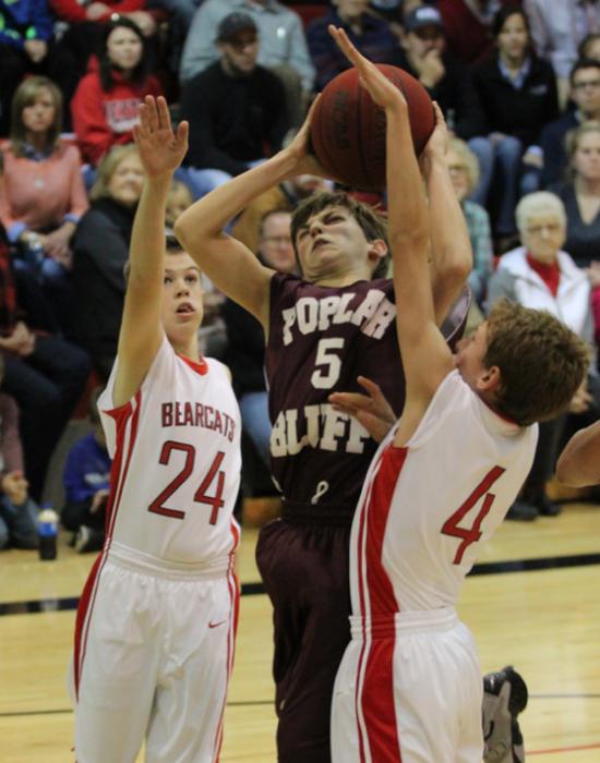 DMS 7th Grade Basketball Team Takes Down Poplar Bluff