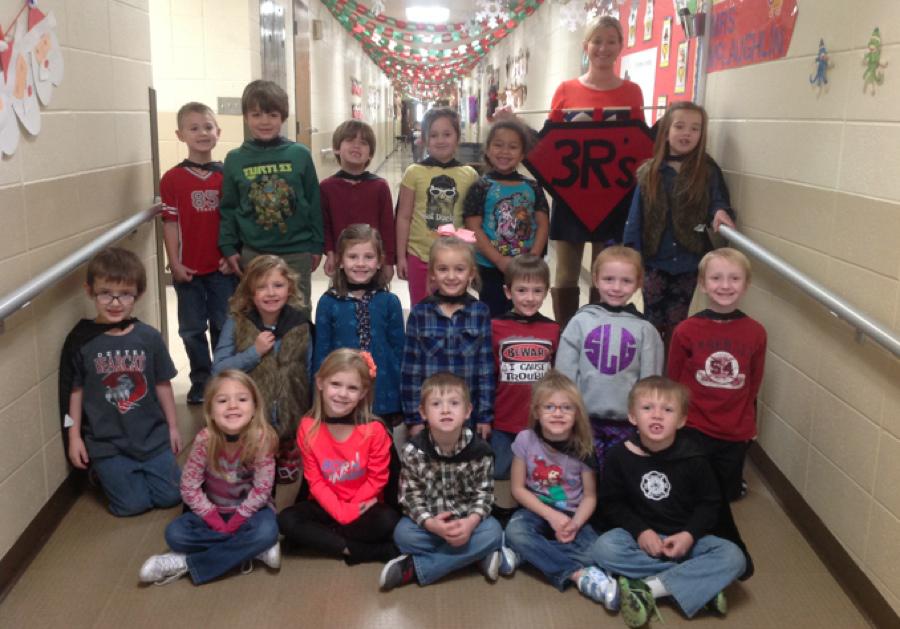 Kindergarten Students Earn 3R's for November