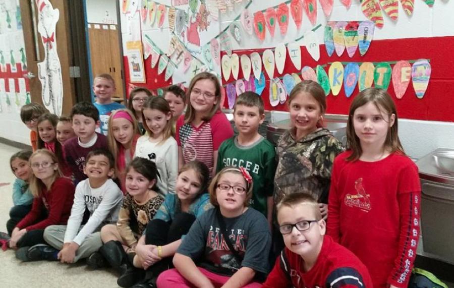 Mrs. Muzny's 3rd Grade Class Decorated for Christmas