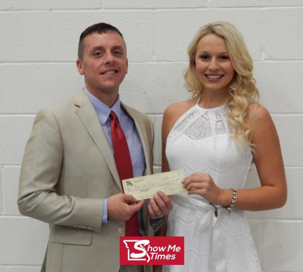 Mary Kate Miller Receives Lion's Club Scholarship