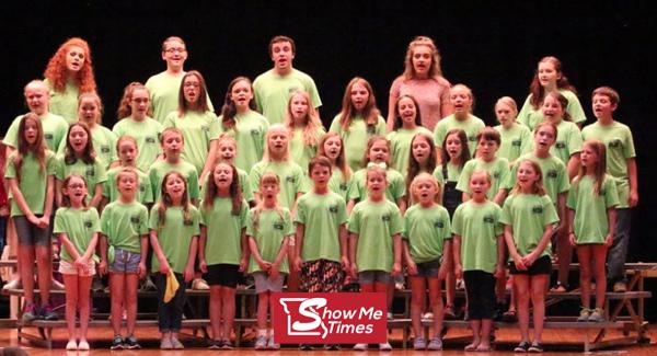 Dexter Musical Theatre Campers Learn Scene From Annie Jr.