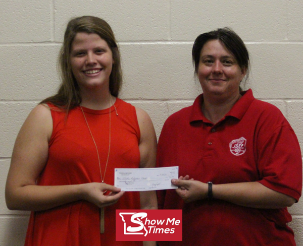 Tropical Sno Donates to Robotics Club