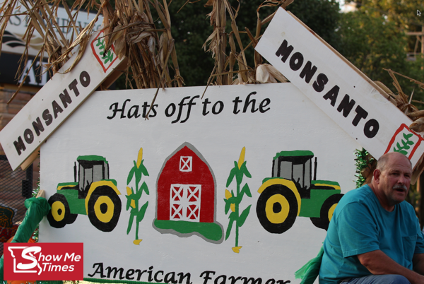 2nd Place Commercial - 2016 Stoddard County Fair Parade