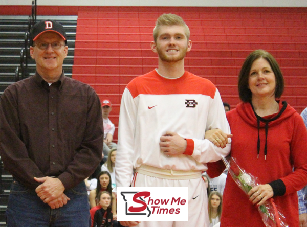 2017 Winter Senior Night Featuring Jason Jarrell