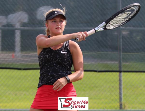 Lady Cats Tennis Team Takes Down the Bulldogs