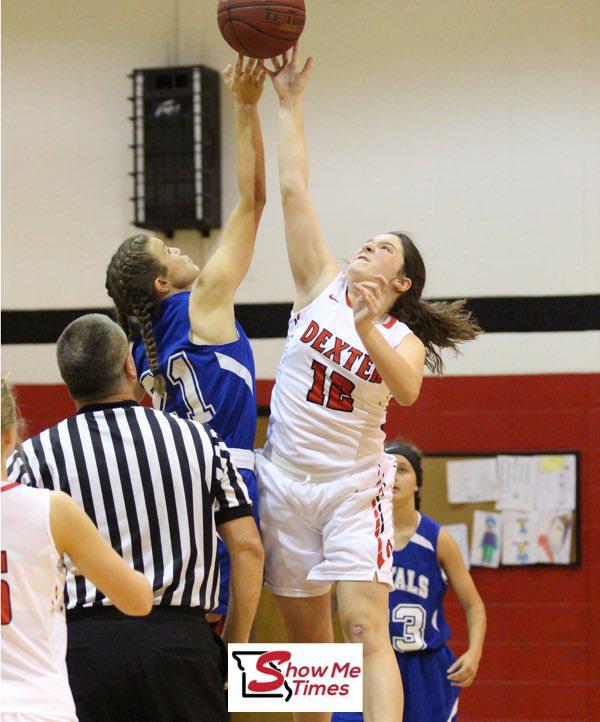 DMS 8th Grade Lady Cats Defeat Twin Rivers in Home Opener