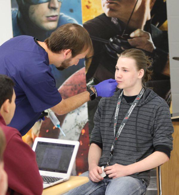 Dentist Guest Lectures in Forensic Class