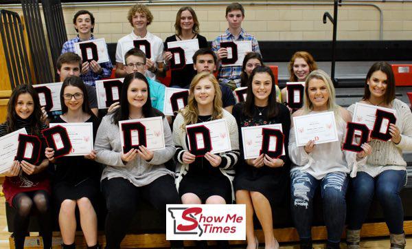 DHS Athletes Receive First Time Letters