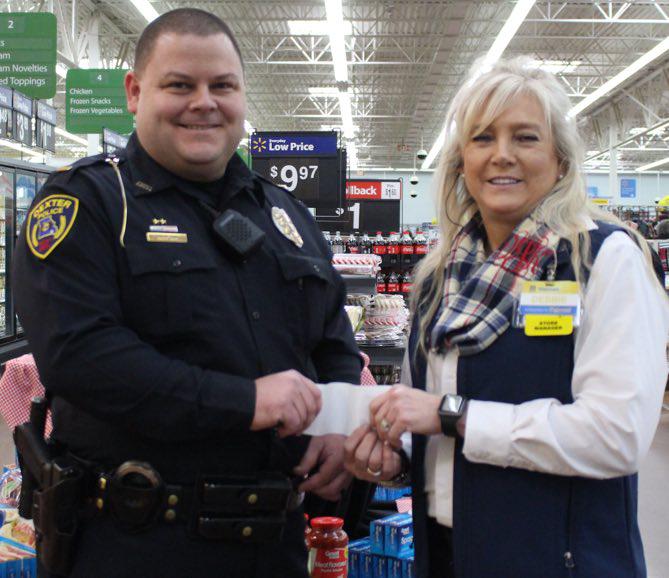 Walmart Donates to Dexter Police Department