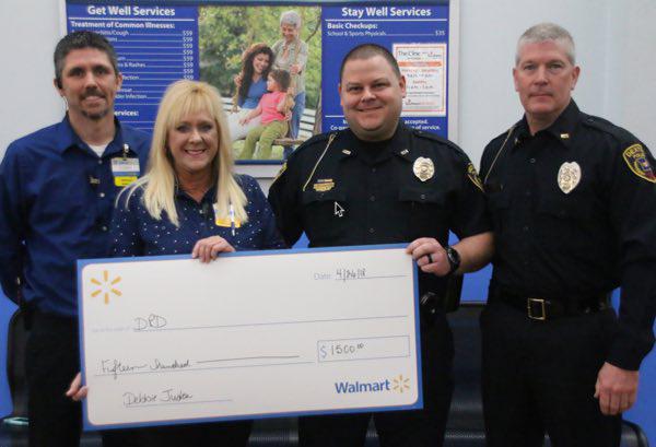 Dexter Wal Mart Donates to Local Police Department