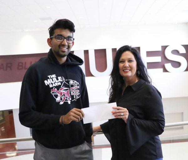 Adeesh Mishra Earns Wolpers, Laseter scholarships