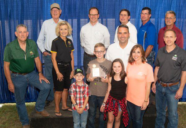 Local Residents Chosen as Missouri Farm Family for Stoddard County