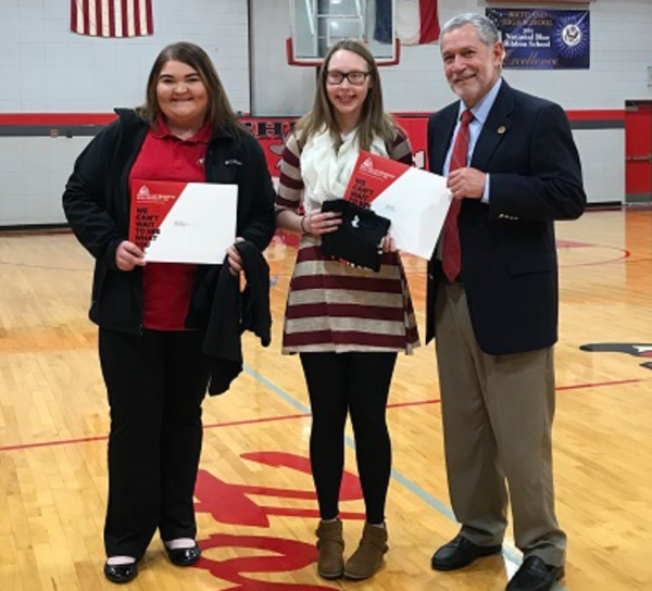 SEMO President Delivers Admittance Packets via Drone to Richland Seniors