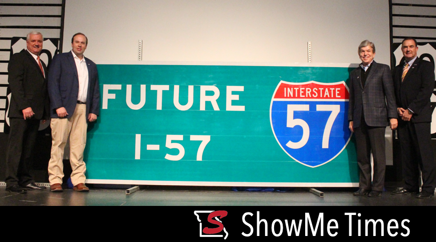 New Future I-57 Sign Unveiled in Dexter