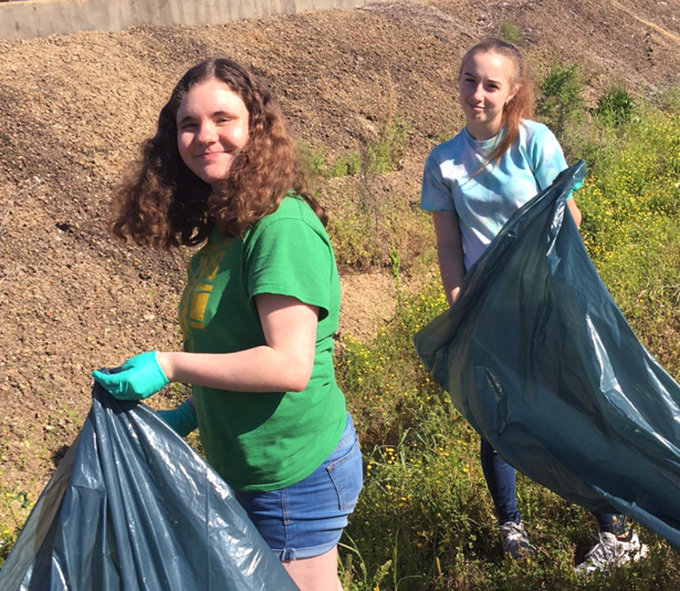 New Class Teaches Students Value of Community Service