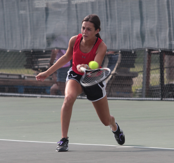 Dexter Lady Cats Fall to Kennett in Tennis