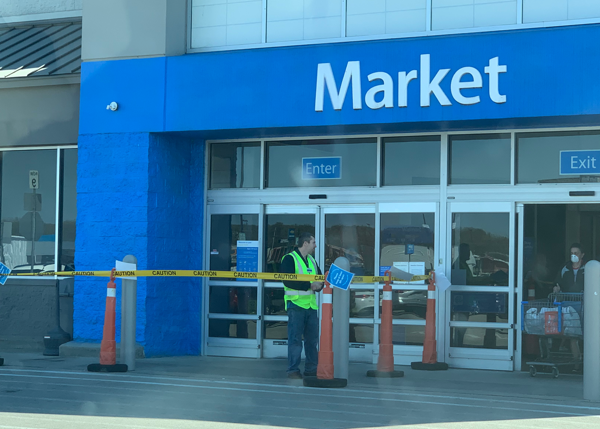 Walmart to Limit the Number of Customers in Stores due to COVID-19