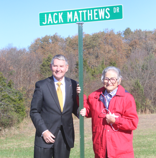 Bloomfield Veterans Cemetery Dedicates Road In Honor of Jack Matthews