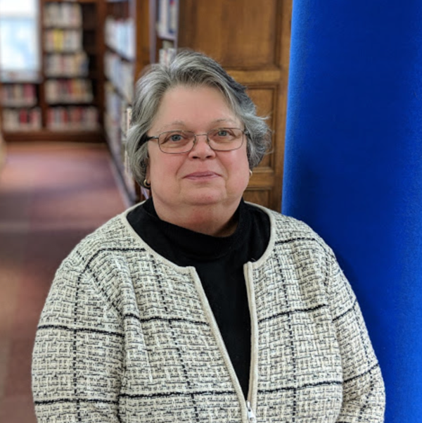 Municipal Library Earns Friend of School Libraries award