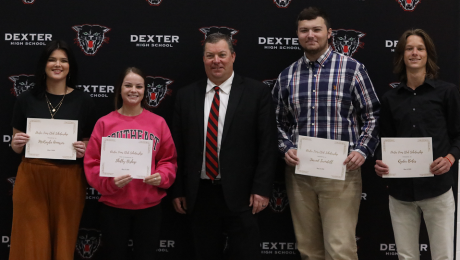 2021 Lion's Club Presented Scholarships to Four DHS Students