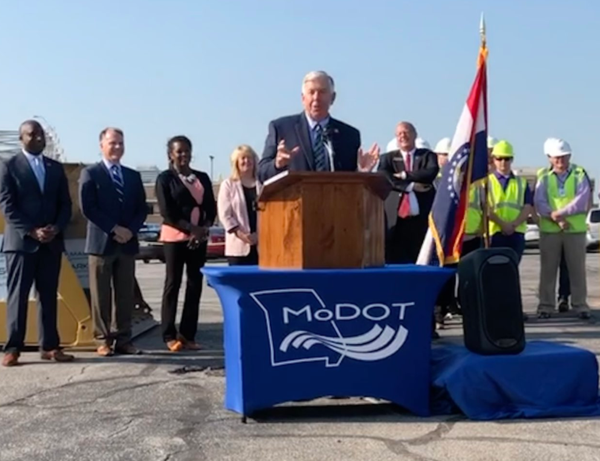 Gov. Parson signs bill to repair and modernize Missouri’s transportation infrastructure