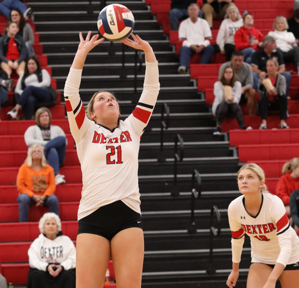 Dexter Volleyball Rallies Back to Beat Perryville in 5 Sets