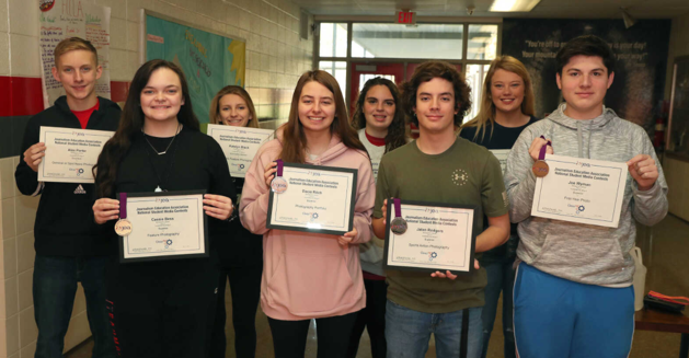 Richland Yearbook Staff Wins National Honors