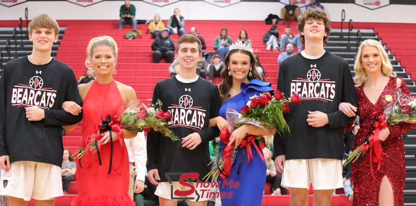 Jayci Holcomb Named 2022 DHS Winter Homecoming Queen