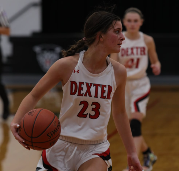Lady Bearcats Fall to Doniphan Donettes 56-38 on Monday