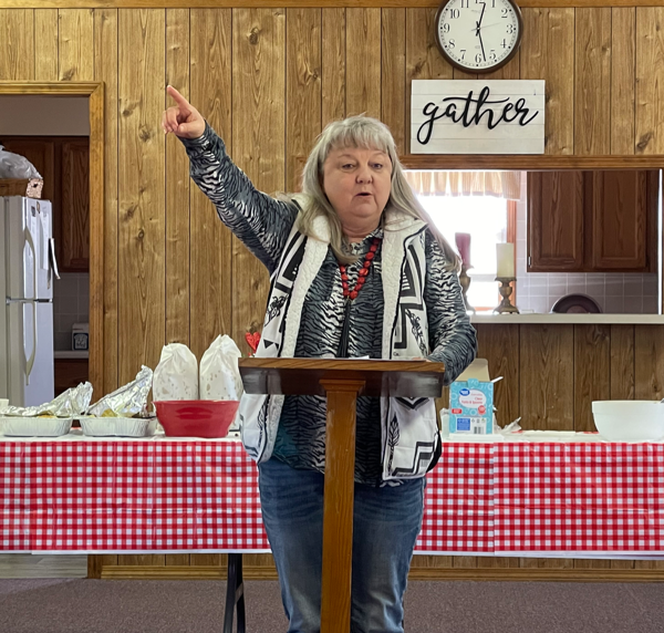 Kristi Baker Speaks at Bloomfield Chamber Meeting