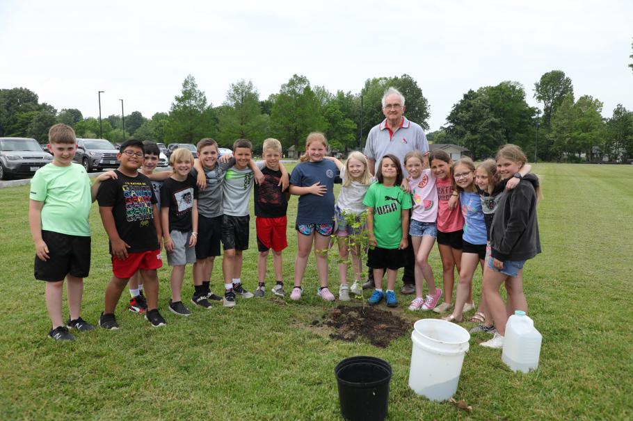 State Representative Herman Morse and 3rd Graders Plant Tree