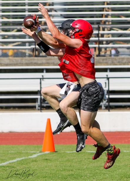 Dexter Bearcats Compete in 7-on-7 and Big Man Challenge in Sikeston