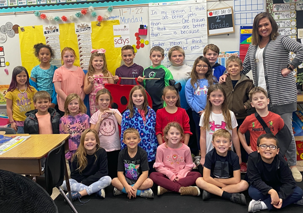 Mrs. Kennedy's Classroom Earns 3Rs Flag for October 2022