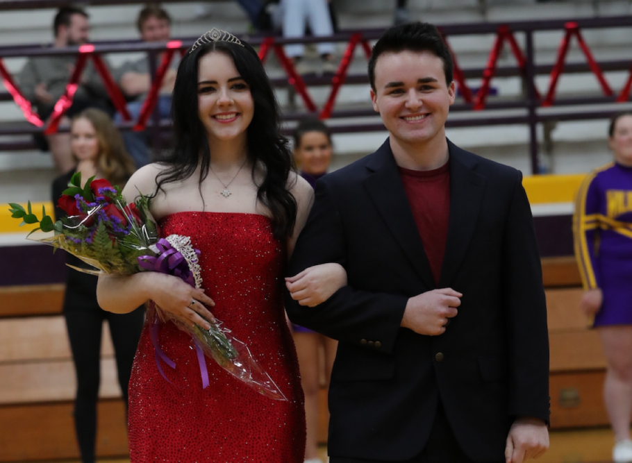 2022 Bloomfield High School Retiring Homecoming Queen is Hayleigh Poe