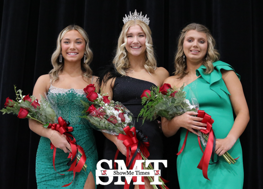 Marie Fees Named 2024 Dexter High School Winter Homecoming Queen